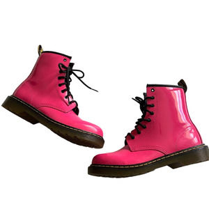 Dr Martens Hot Pink Boots in Patent Leather, size 6.